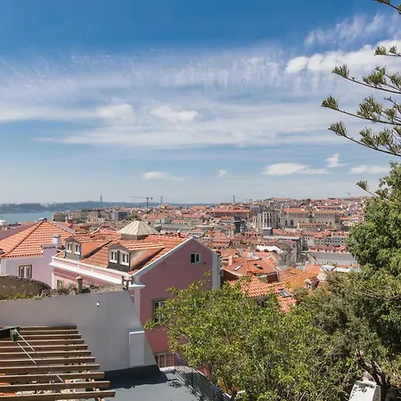 The Castle Life In 3Bdr Apartament Lisbon Exterior photo