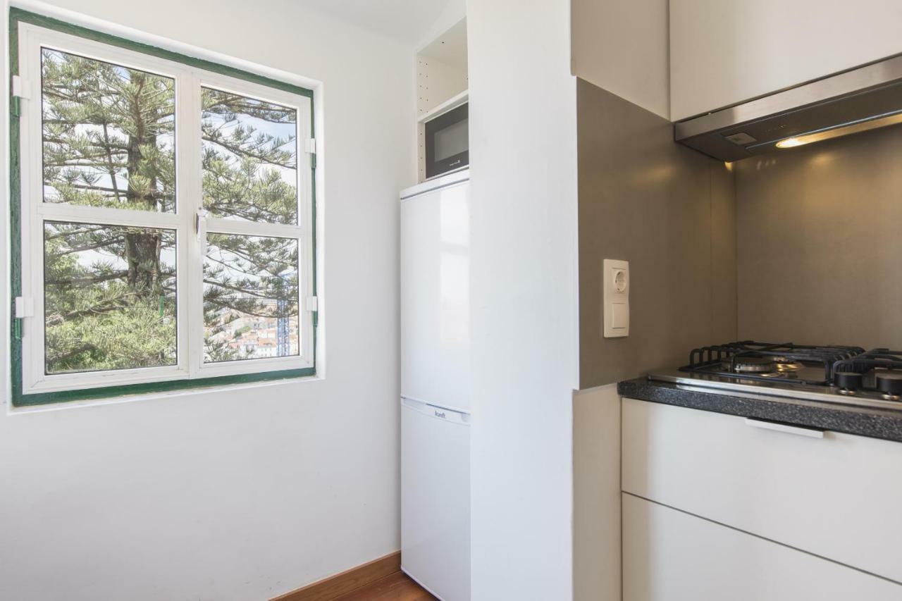 The Castle Life In 3bdr Apartment Lisbon